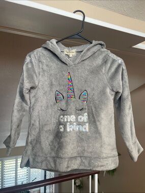 btween Gray Unicorn Hoodie with Rainbow Accents